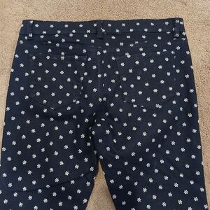 Ann Taylor Navy and White Floral Pants